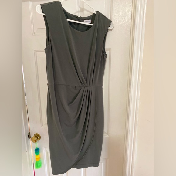 Preowned forest green Calvin Klein dress size 4 - Picture 1 of 2
